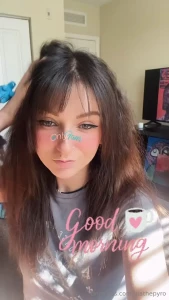 giathepyro - Happy friday cuties btw i m awake before noon can i get a good girl 