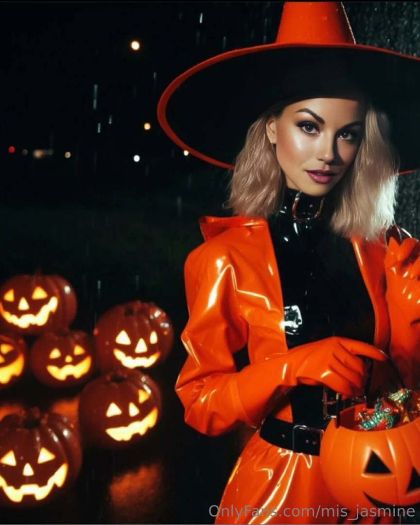 I know what you will be doing tonight happy halloween 