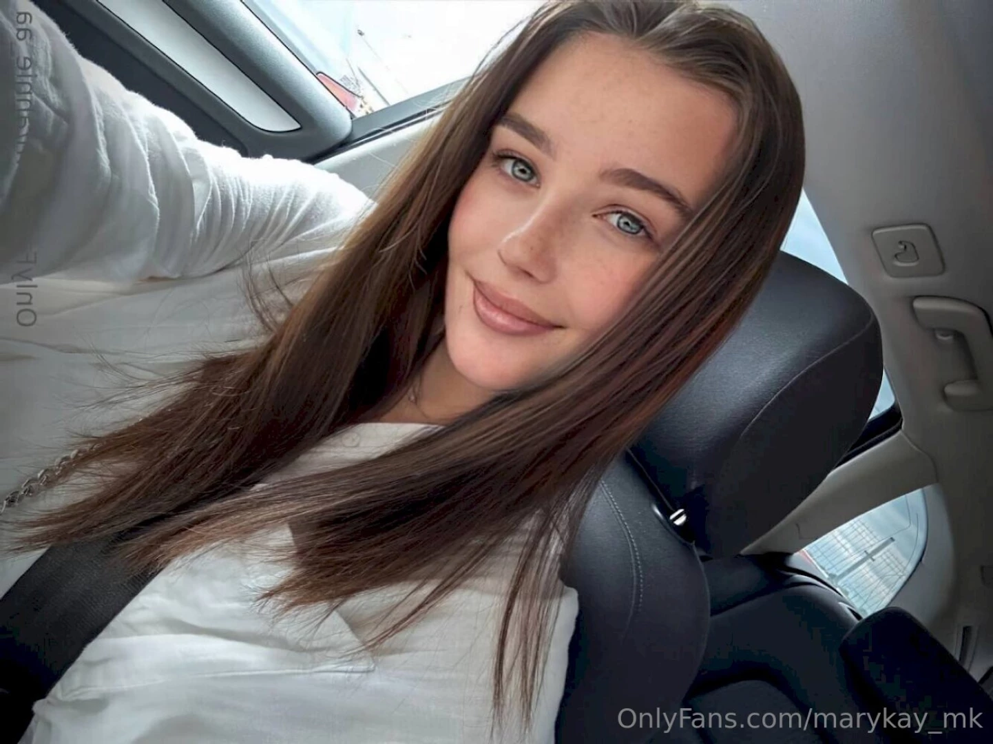 She s waiting for you annie_aa sexy annie_aa with big tits and firm part 882 