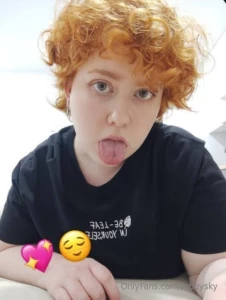 Queen_charly hey honey i m harly new here welcome to my page part 219