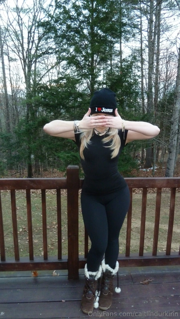 Im cold will u help warm me up 