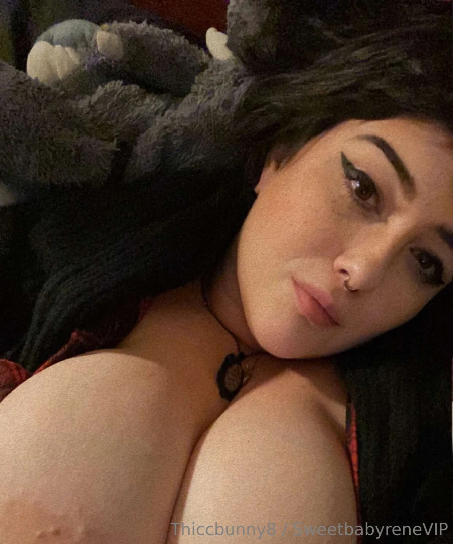 Huge tits covered in baby oil you know you wanna cum to this 