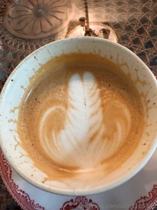 This cappuccino knows something