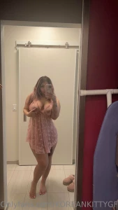 Who wants to fuck me in the mirror