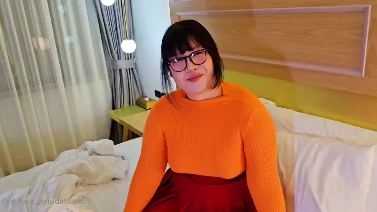 Happy halloween today i bring the beautiful and busty velma to be 