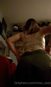 Watch me bend over and wiggle my wet