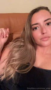 Can you tell this is ai make up shit s wild