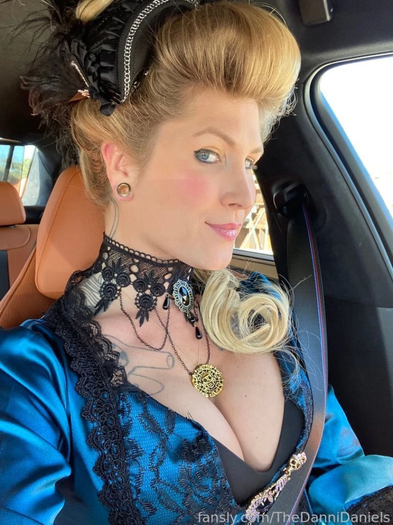 Can i make you my cock bitch rn babe fyp naughty cock domme mommy 