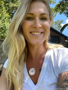 How can i spice up your day babe p fyp ass blonde transgender girlcock