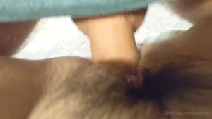 My roommate couldn t handle my pussy he almost didn t pull out