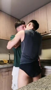 V deo completo 37min este argentino es muy guapo y se nota que entrena