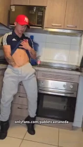 V deo nuevo luego de jugar a la pelota vino a reventarme el nada mejor