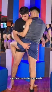 V deo nuevo lucas aprovecha de ir a moteles conmigo cuando su polola
