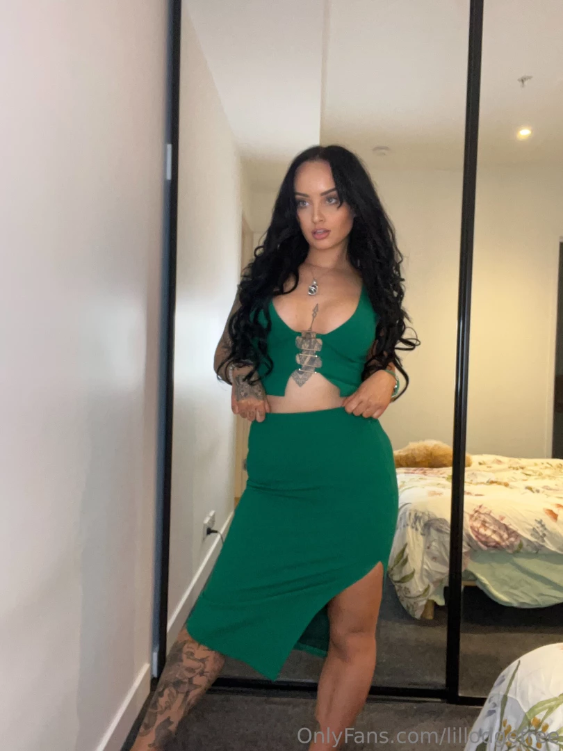 See the rest on the feed of my main page undress with me full nude 