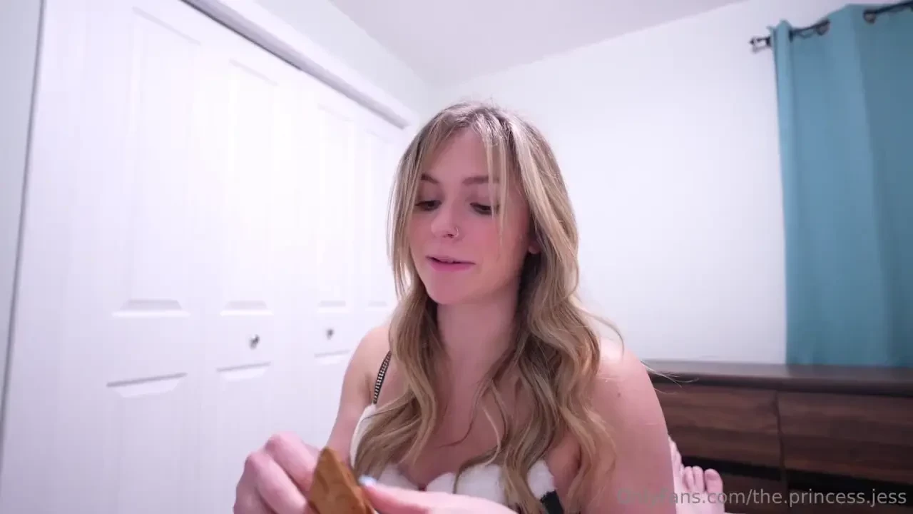 Merry christmas i tried something new for this holiday and just left 