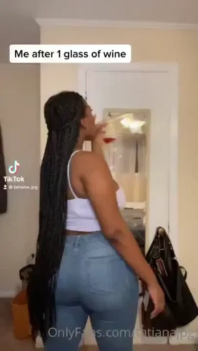 Tip 10 if you wanna suck my pussy 