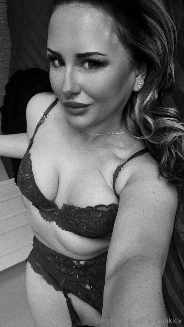 Horniness has overcome me today xx who else has that feeling xx 