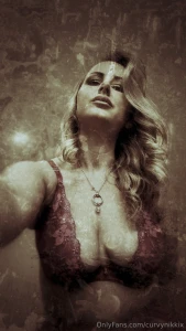 Horny as usual any excuse to get my phone out