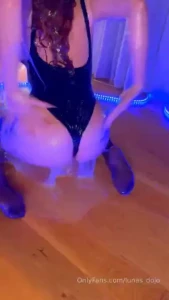 Tip and i ll send you the video as soon as i m online