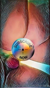 I thought this edit was funny amp kinda cute how it almost looks like