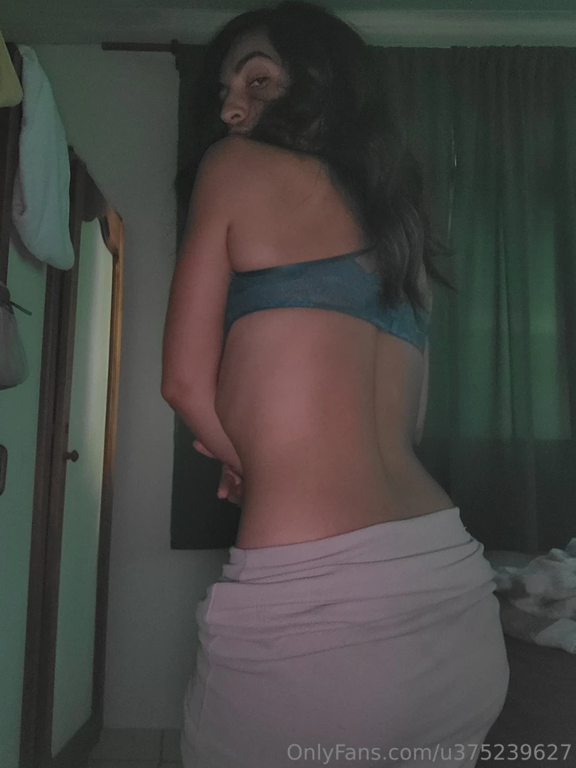 Hi u375239627 i created this page u375239627 to show you my virgin and 