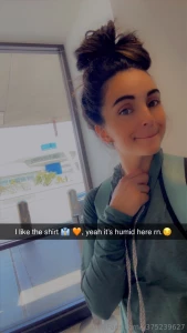 Can i get your cock hard hey babe get to know me here is a lot to get