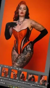 Some videos from my shoot the other day sneaky look at the photos - no part 2