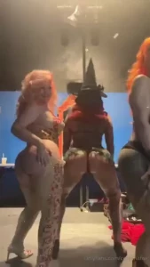 Fun times with my girls backstage