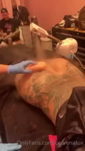 I got a relaxing butt facial yesterday i feel so fresh part 5