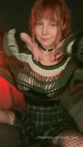I put my hands up i want to surrender to you