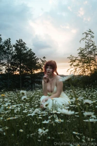 And a hundred roses aren t worth more than one of your daisies another part 1