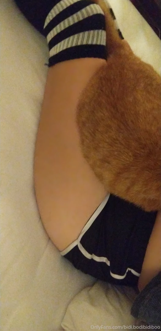 Let me know which outfit you want to see in full and see me take off i part 2 