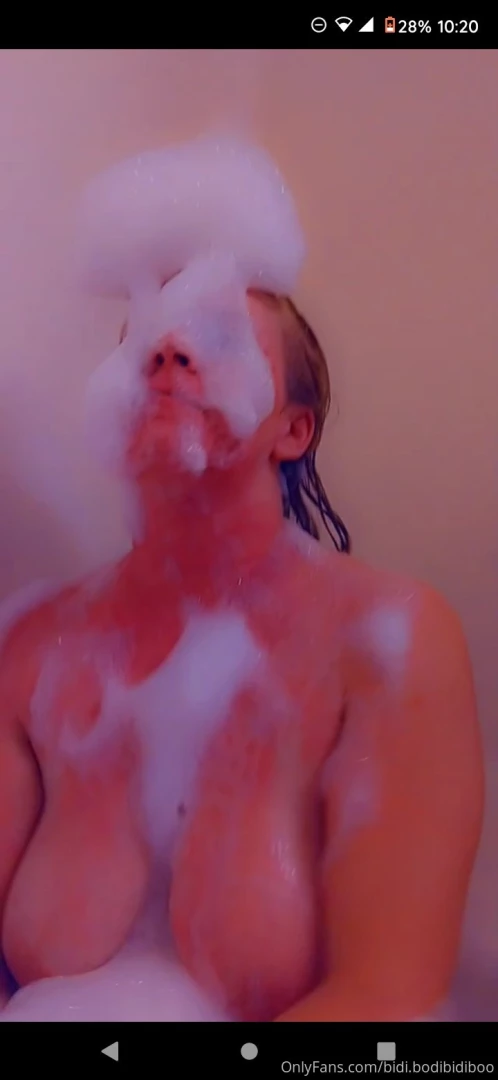 Sneak peak at some bloopers new bath time pics and vids dropping later 