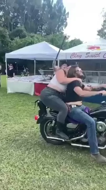 So just out of curiosity how many of you got here through shadetree part 2 