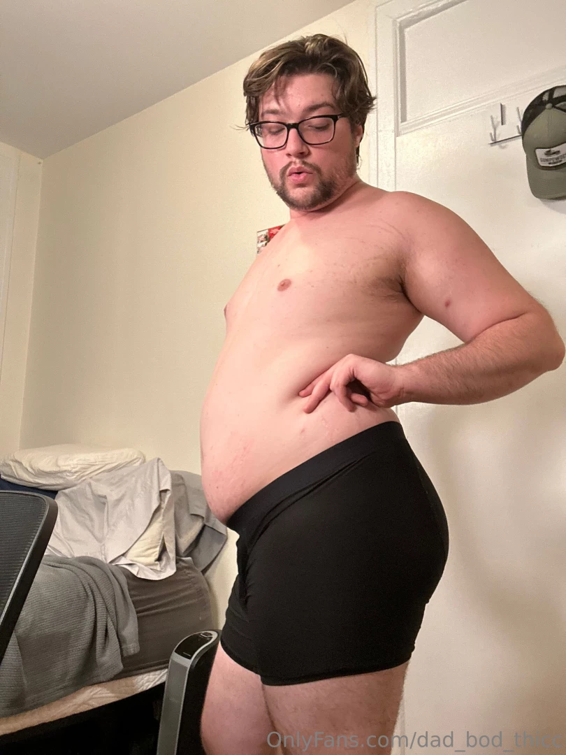 Ass is getting fat day 9 of 100 squats a day part 3 