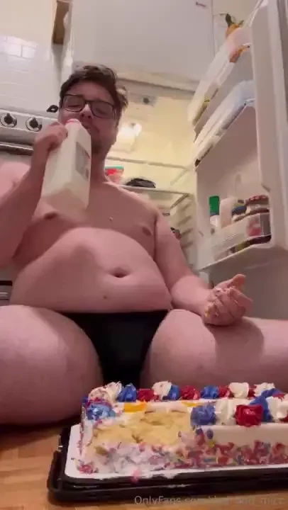 I love being a slob for you i feel so so pretty stuffing my tummy like 