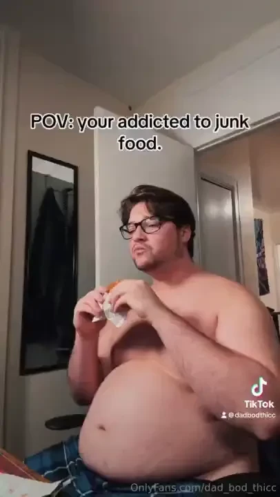 Junk food diet day 17 mcdonald s for lunch and popeyes for dinner i m part 4 