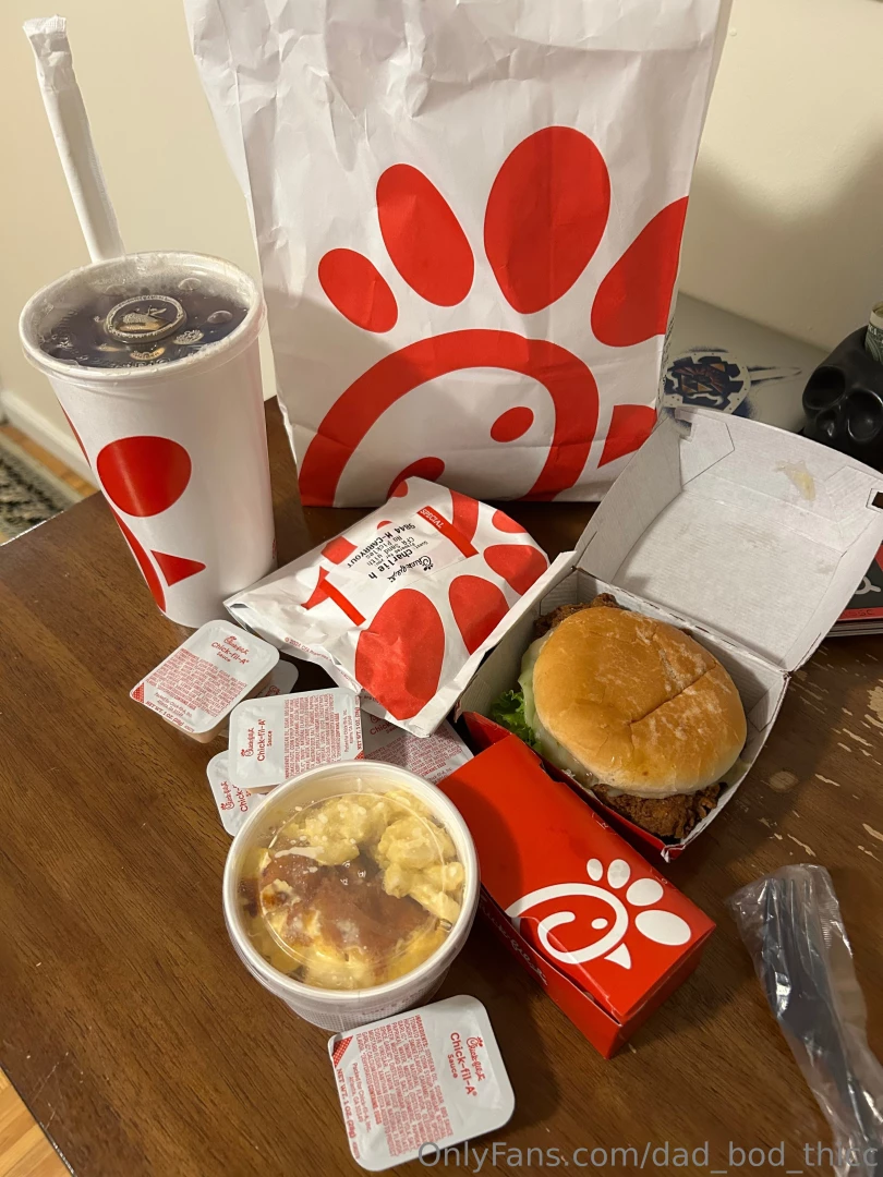 God i m getting so faaaat don t you love how big my tummy is getting part 3 