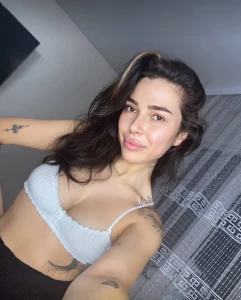 Free subscription hot beauty wild_layla is all alone now and needs new part 295