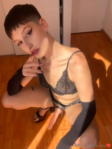 Mistress valen is recruiting sissies sluts submissive cocks playful