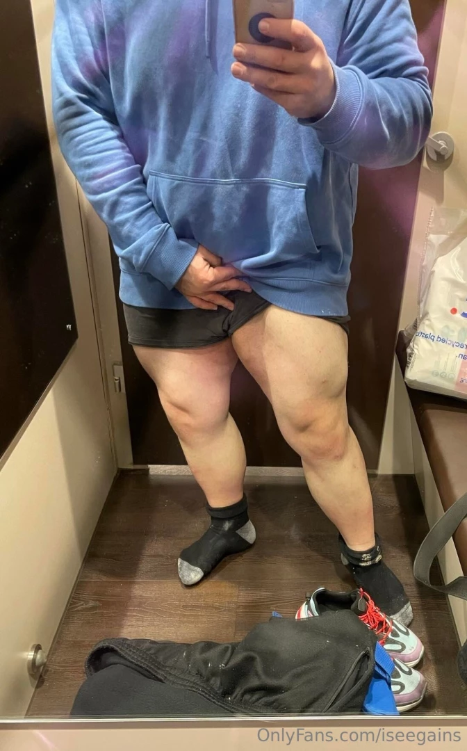 Sneak peek while shopping for jeans huge legs legday 