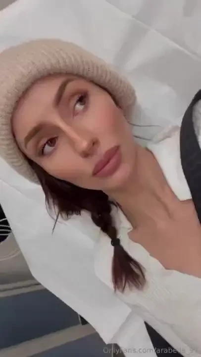 Hospital chilling with broken foot 