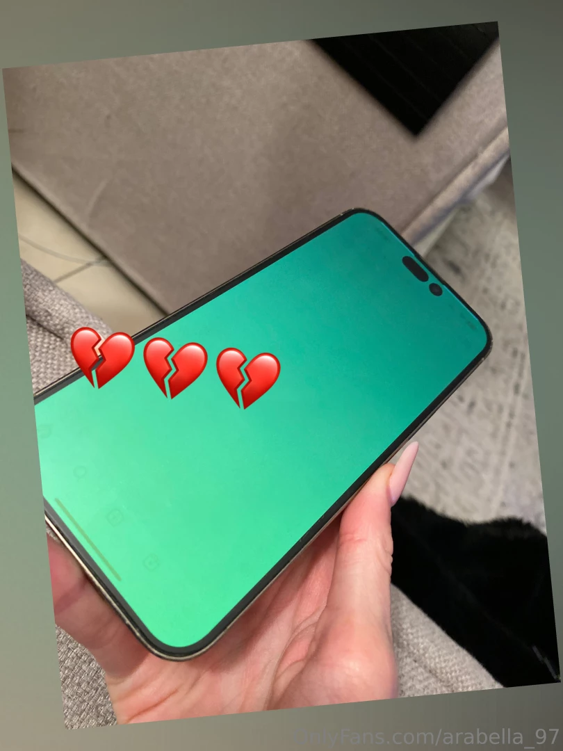 My phone is broken guys i be back soon 