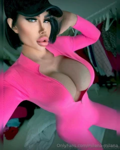 Oooh so sexy missxxchloe has something really wet and deep enjoy her part 307