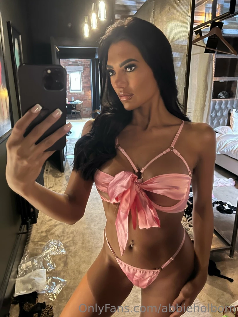 How bad do you wanna just untie this part 1 