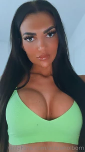 How s my tight little body looking