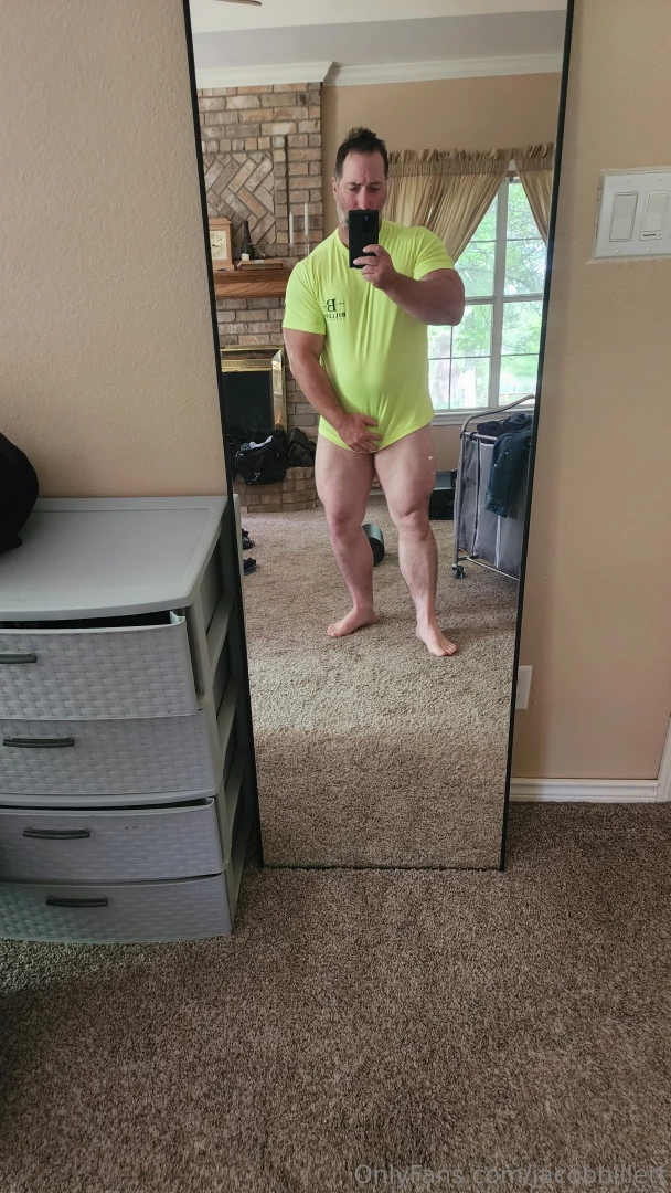 Good morning everyone getting ready for a long day of work after this 