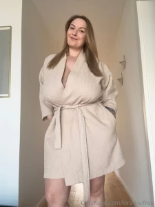 I woke up feeling soft and a little playful there s something about