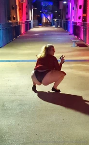 Desperately need a business number or a tablet to communicate better