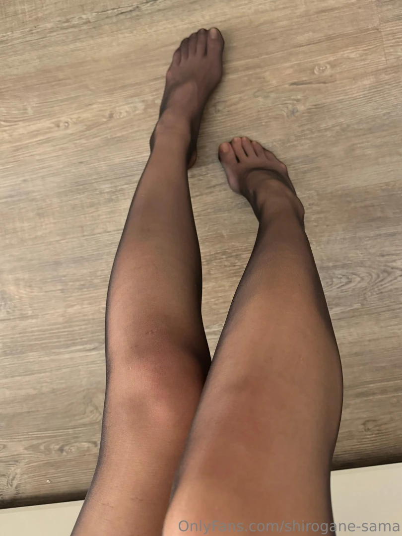 Maybe we need some tights pics 